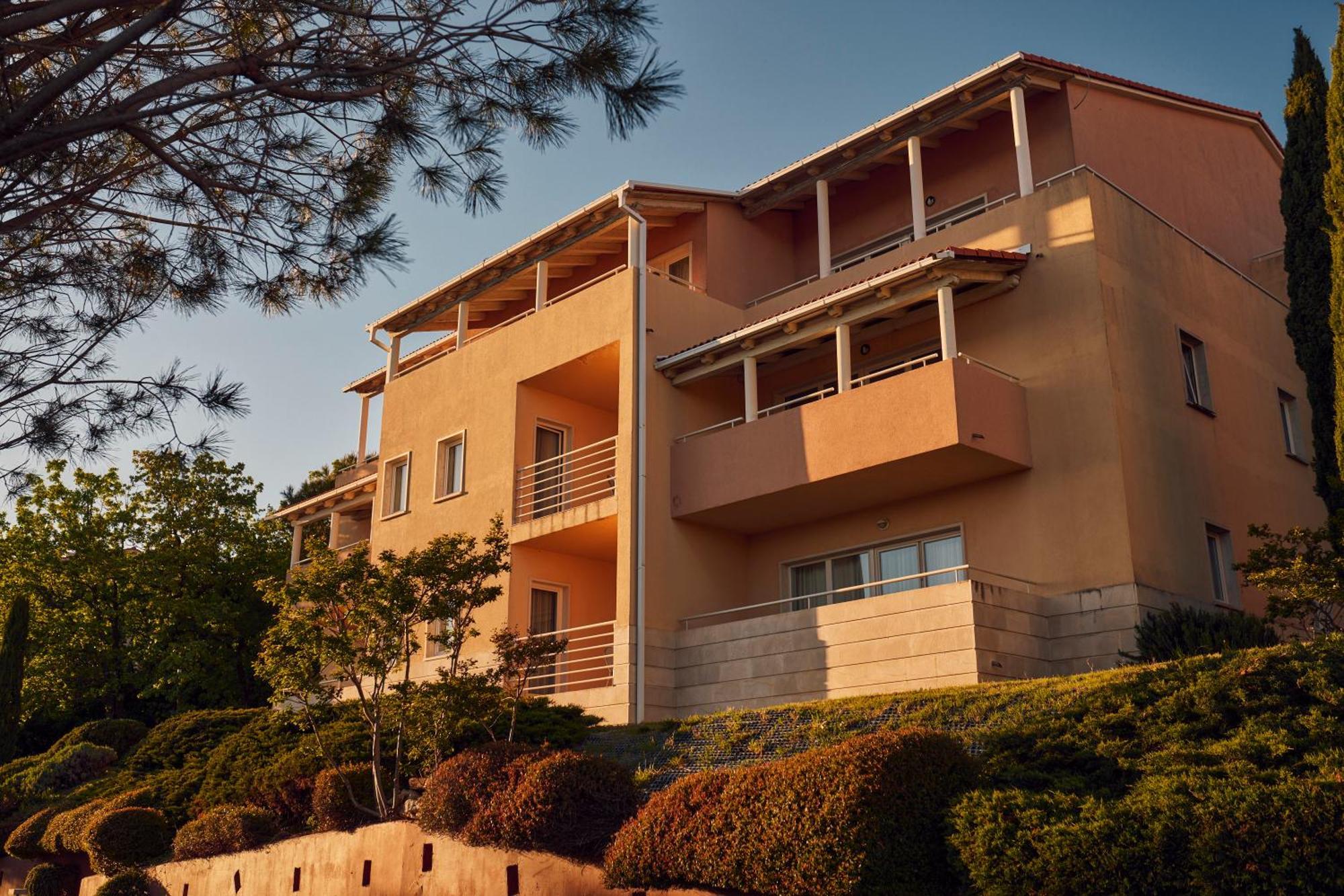 Apartments Grand Novi Vinodolski Resort Kültér fotó